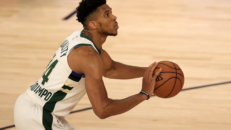 NBA: Antetokounmpo fue elegido MVP y se despertó la polémica