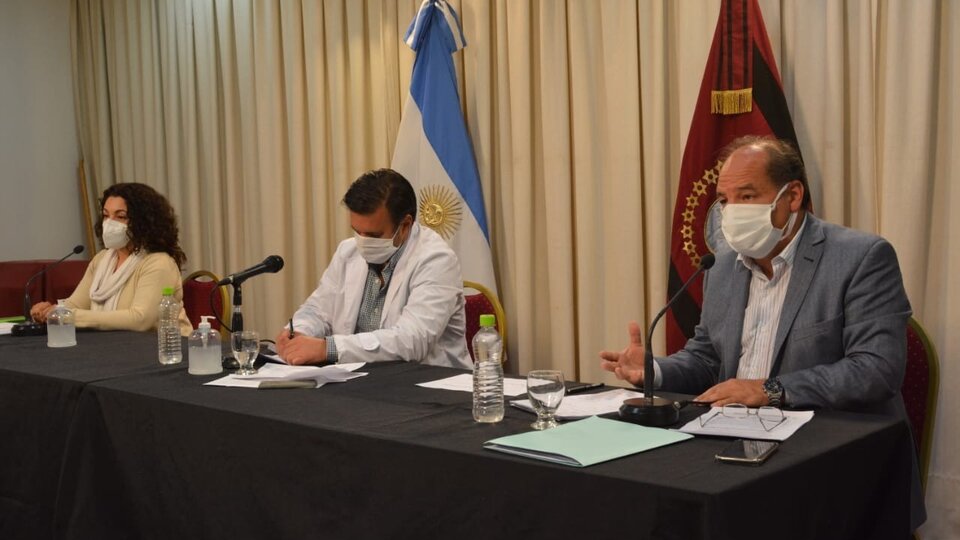 Verónica Guzmán, Francisco Aguilar y Ricardo Villada (Fuente: Gobierno de Salta)