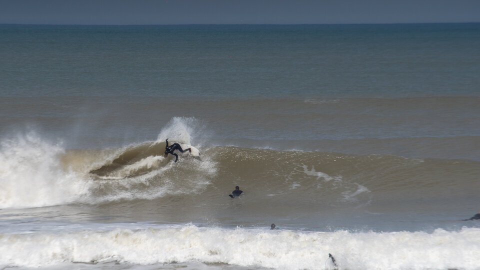 Surf pero virtual, la nueva forma de competir