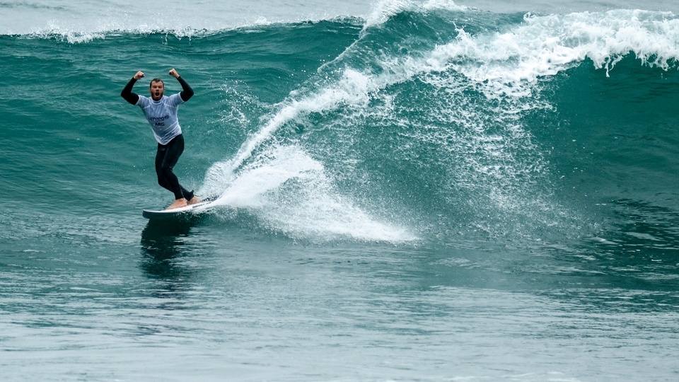 Juegos Olímpicos: Surf, skateboard y breakdance, adentro