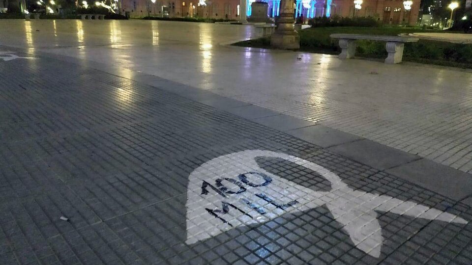 Organismos de DDHH repudiaron la vandalización de los pañuelos | Fue en Plaza de Mayo, el viernes pasado post thumbnail image
