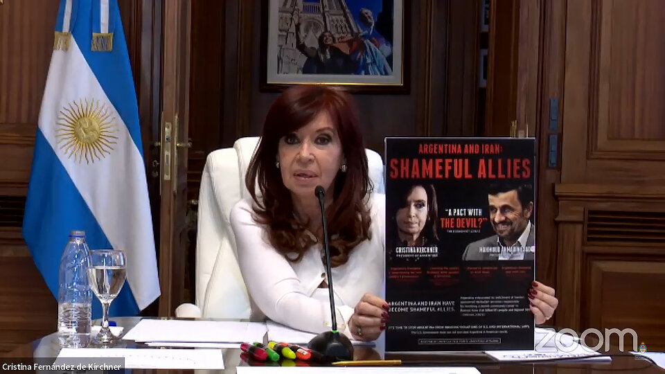 La declaración de Cristina Kirchner en la audiencia en Tribunales por el Memorándum con Irán | La palabra de la vicepresidenta post thumbnail image