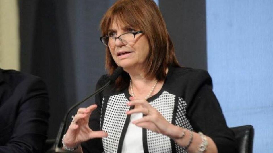 Patricia Bullrich defendió los dichos misóginos de Fernando Iglesias contra Florencia Peña  | Para la presidenta del PRO solo fue una ironía post thumbnail image