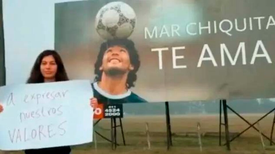 Sin disimulo, el Pro decidió usar una imagen de Maradona para un spot de Diego Santilli | El Diez había sido un ferviente crítico de Mauricio Macri post thumbnail image
