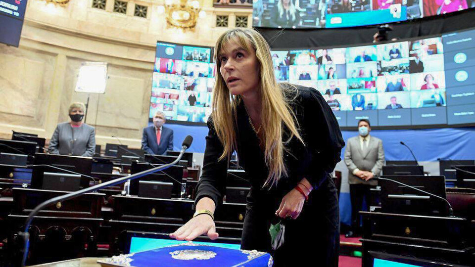 Juliana Di Tullio asumió como senadora nacional | Reemplaza al ministro Jorge Taiana post thumbnail image