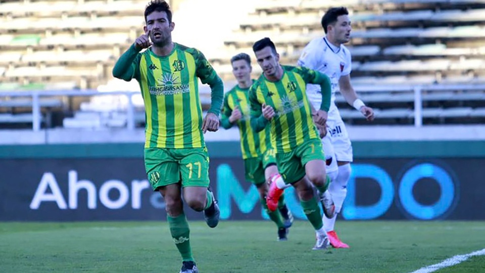 Aldosivi Defeated The Champion Colon And Climbs The Table