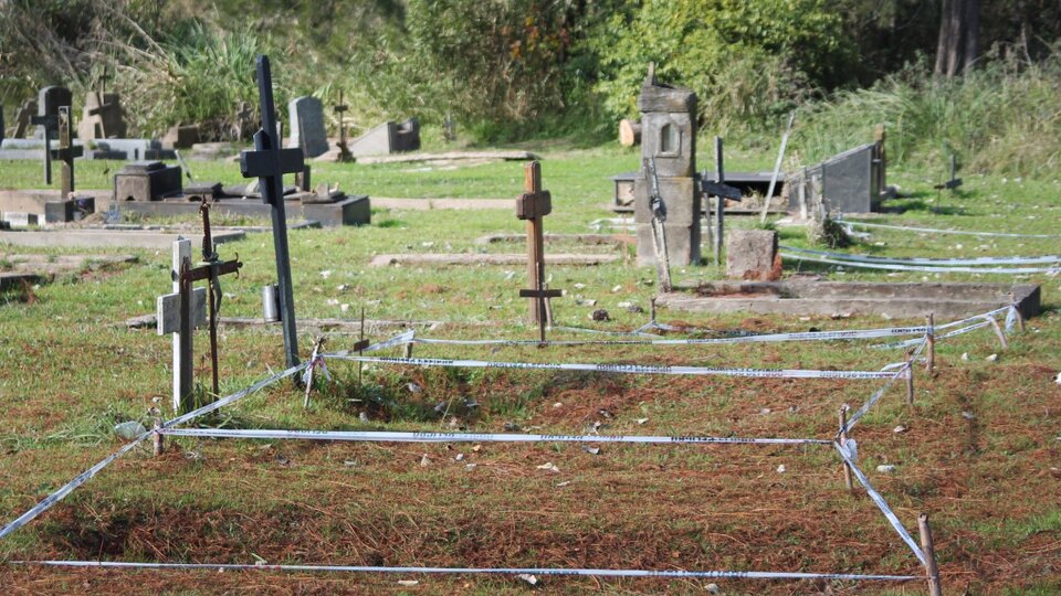 Comienza la exhumación de 9 tumbas NN en el cementerio de Villa Paranacito | Para verificar si corresponden a víctimas de vuelos de la muerte en Entre Ríos post thumbnail image