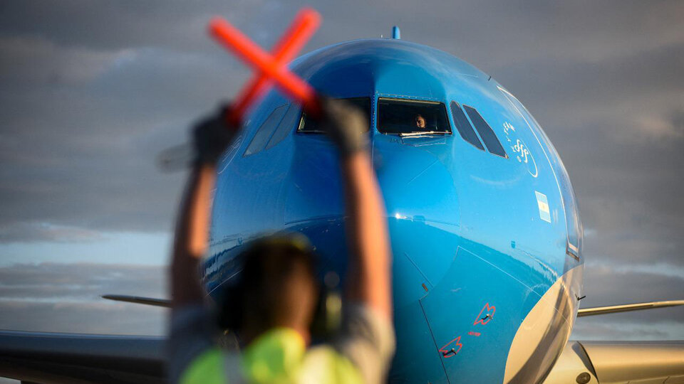 Aerolíneas Argentinas ya no transportará "trofeos de caza" | Para proteger la vida silvestre del país | Página12