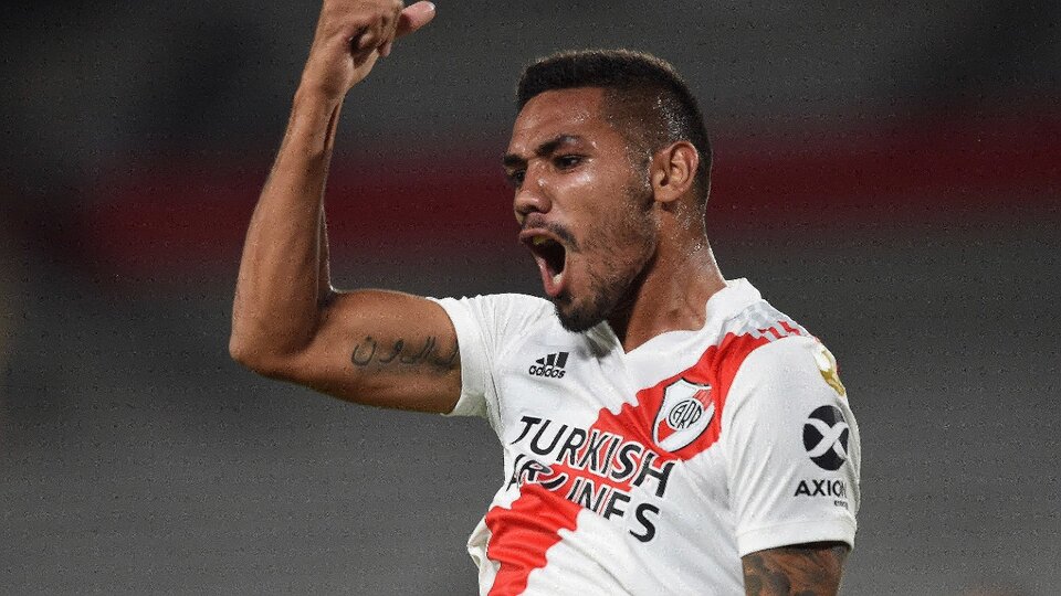 Com características almejadas pelo Palmeiras, zagueiro David Martínez é consultado pelo clube