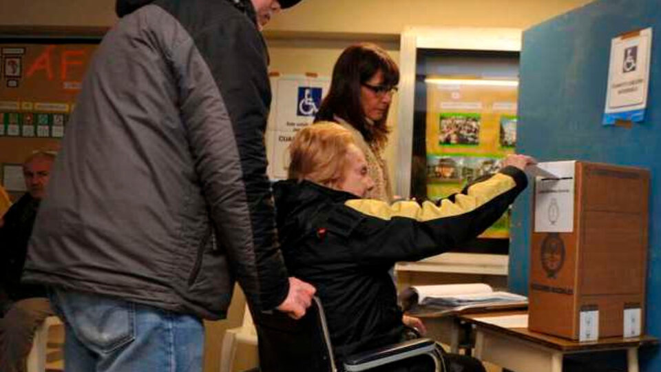 Paso 2021: ¿Qué pasa con discapacitados que quieren votar y no pueden movilizarse? | La respuesta de las instituciones involucradas post thumbnail image