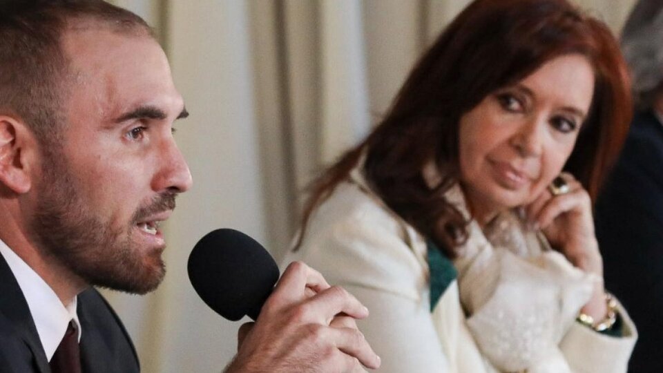 Cristina Kirchner abrió un compás de espera con el llamado a Martín Guzmán | La crisis en la coalición de Gobierno post thumbnail image