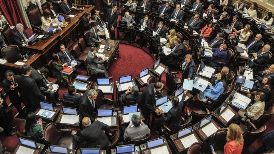 El Senado vuelve a sesionar con presencialidad plena | Lo anunció la vicepresidenta Cristina Fernández de Kirchner