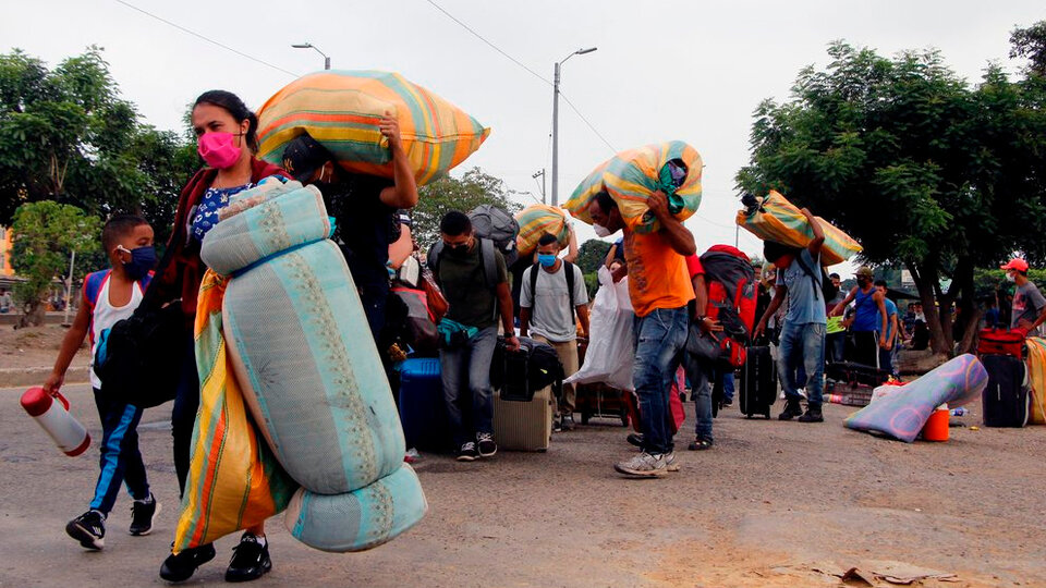 La CIDH alerta sobre el aumento de desplazamientos forzados en Colombia | Entre enero y agosto más de 57 mil personas fueron desplazadas en el país.