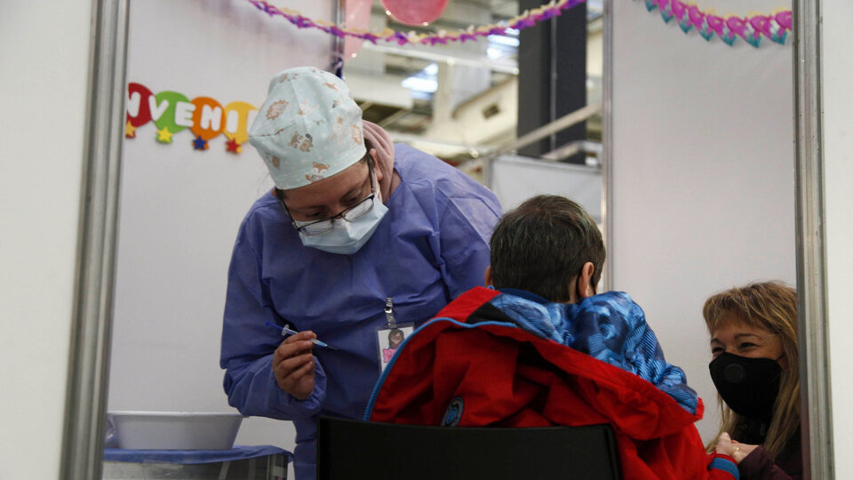 Vacunación a niños: Carla Vizzotti dijo que ya se anotó el 20% de la población «objetivo» donde se abrió la inscrpción | El 12 se lanzará la vacunación pediátrica a nivel nacional post thumbnail image