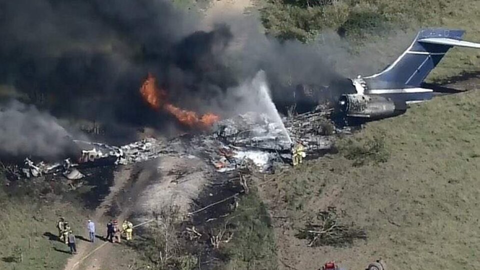 Un avión se estrelló en Texas con 21 pasajeros a bordo y todos sobrevivieron