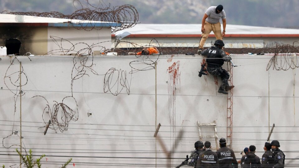 Ecuador: crece a 68 el saldo de muertos en el motín carcelario | En lo que va de 2021 se registraron al menos 8 motines violentos que dejaron más de 320 muertos.