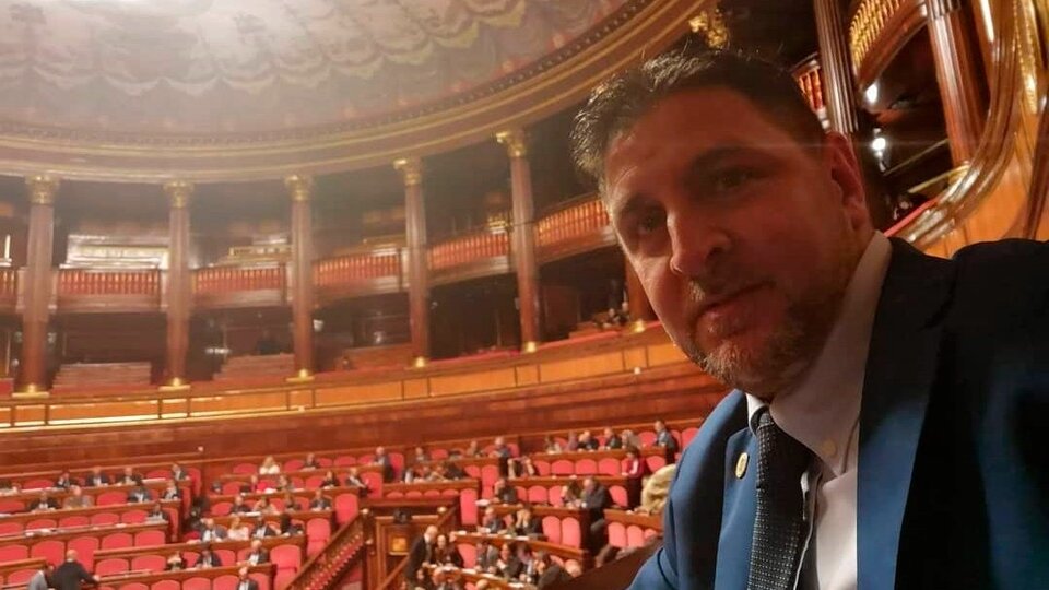 Italia: presunta frode del senatore eletto in Argentina potrebbe costringere a cambi di voto all’estero |  Le denunce contro Adriano Cario hanno scatenato una battaglia politica