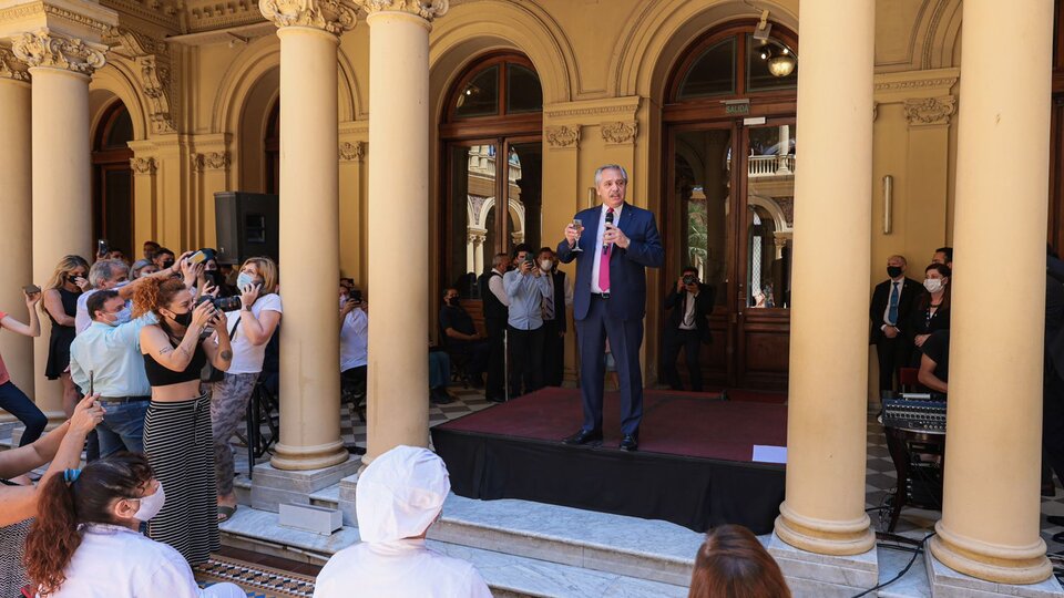 Alberto Fernández calificó de “lapidario” el informe del FMI sobre la millonaria deuda tomada por Macri | “El Fondo en todo caso debió admitir lo que nosotros decíamos”