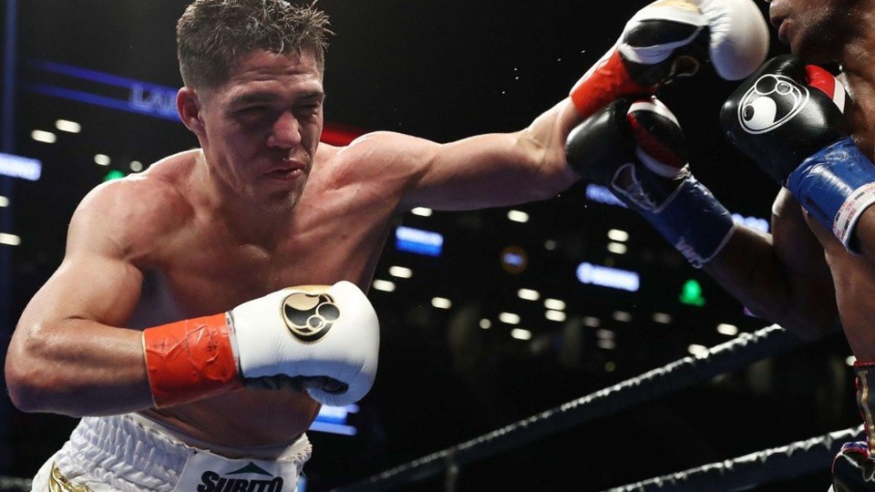 Brian Castano holds the Argentine boxing flag | Functional balance in the current 2021 Brian Castano holds the Argentine boxing flag | Functional balance in the current 2021