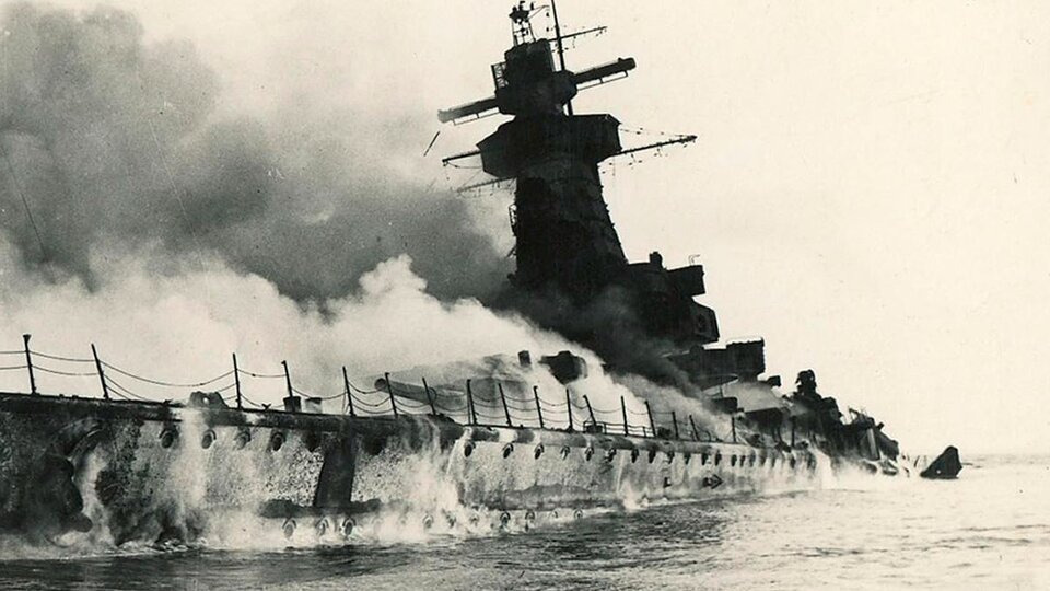 El Graf Spee y la Batalla del Río de la Plata: un combate de la Segunda  Guerra frente a la costa uruguaya | El acorazado alemán enfrentó a tres  barcos ingleses solo