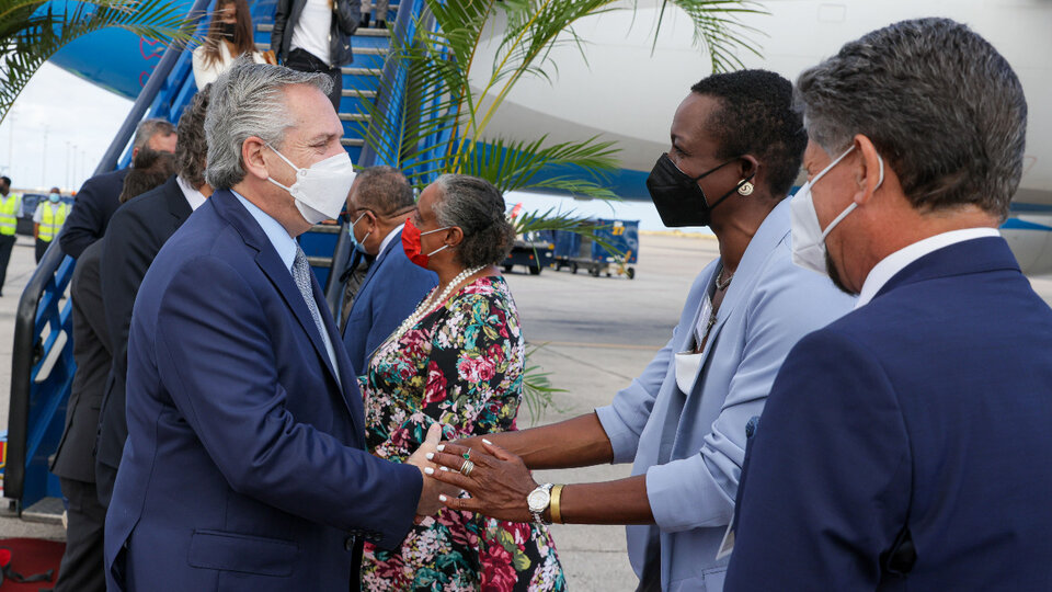 Albeto Fernández llegó a Barbados y mañana se reunirá con la primera ministra   | Último destino de la gira presidencial