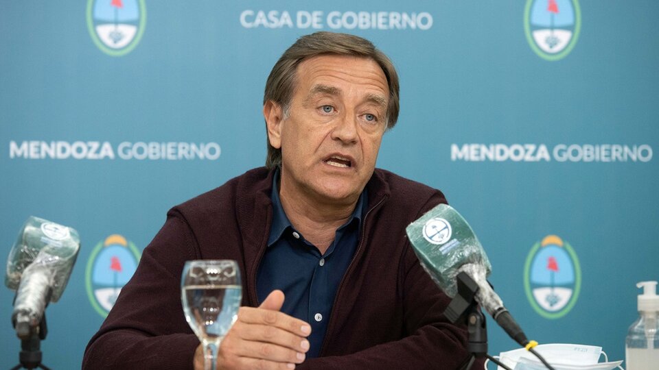 El gobierno de Mendoza entregó por decreto 12 mil hectáreas para construir un centro de esquí | El “regalo” de Rodolfo Suárez a un empresario radicado en EE.UU.