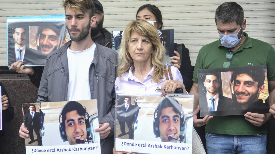 “Quiero hablar con Larreta pero no me escucha, necesito saber qué pasó con mi hijo” | La madre del policía Arshak Karhanyan exige respuestas, a tres años de su desaparición