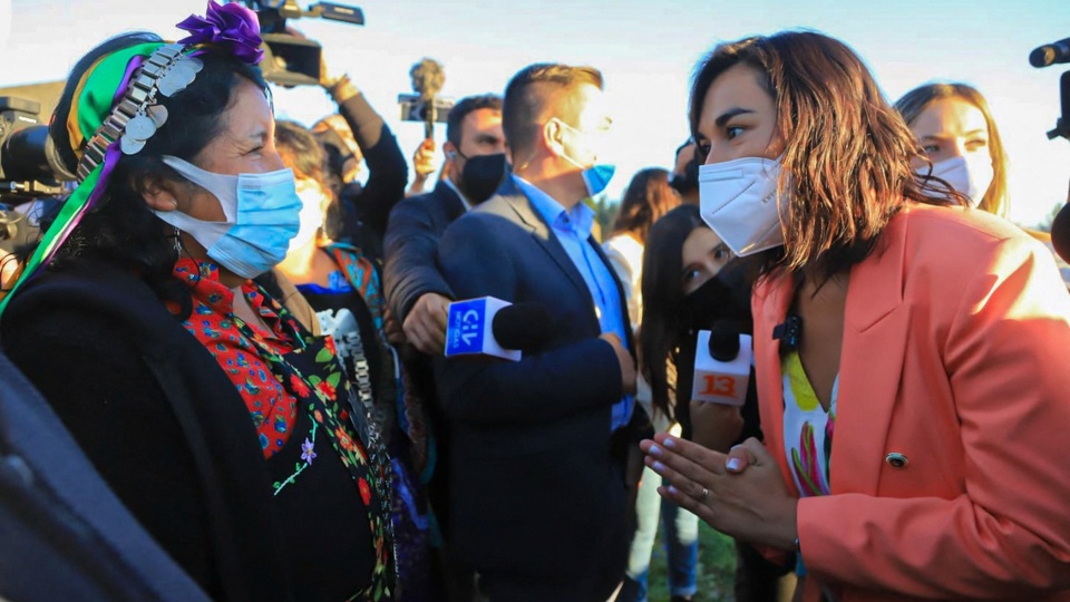 Erster Besuch der Boric-Regierung im Mapuche-Gebiet in die Luft geschossen |  Chiles Innenministerin Iskia Cicero hielt sich in Araukanien auf, einer von Pinara militarisierten Region.