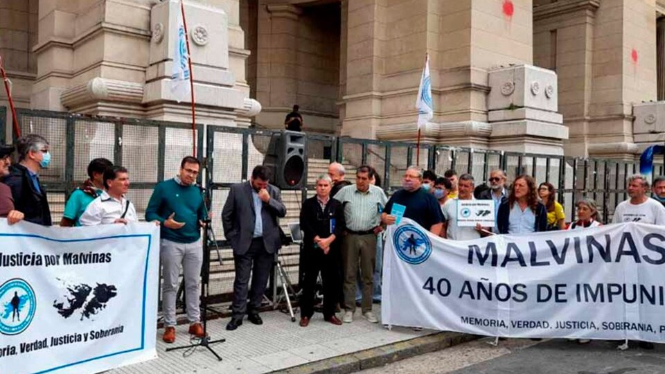 Los excombatientes de Malvinas protestaron ante la Corte Suprema | Reclaman que el máximo tribunal se pronuncie en la causa por torturas de militares argentinos contra su propia tropa