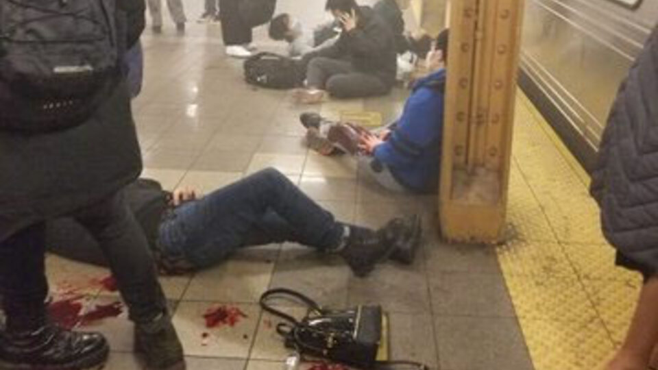 Sparatoria nella metropolitana di New York: diversi feriti e scene di panico a Brooklyn |  Attacco alla stazione di Sunset Park