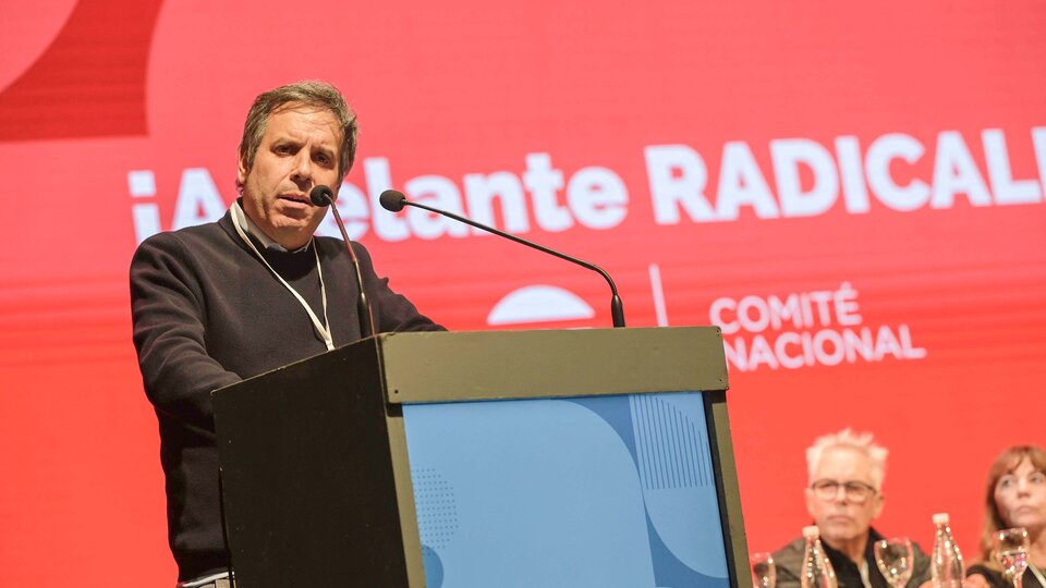 El mensaje de la UCR para el PRO: «Vamos a trabar por diez presidentes radicales» |  La Convención sobre el Radicalismo de Eligi y Gastón Manes es la nueva titular