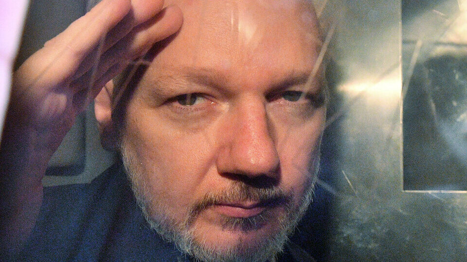 CFK sagt, dass Assange der Abschiebung in die USA zustimmt |  Das Titelbild von Página / 12 von diesem Samstag ist zu empfehlen