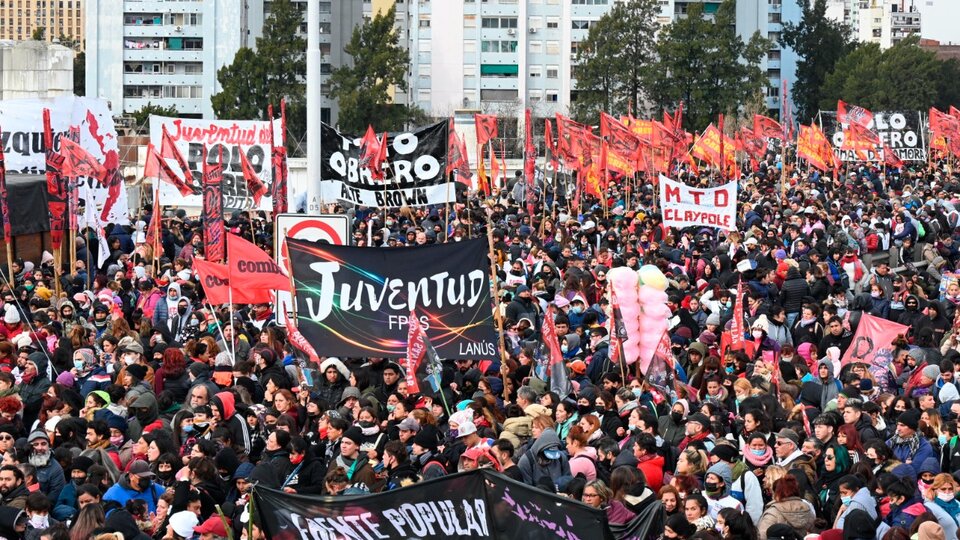 Alberto Santillán: “Ojalá mi hijo esté viendo a través de mis ojos que no está solo” | A 20 años de la masacre de Avellaneda, un homenaje de miles y el reclamo por los “responsables políticos”