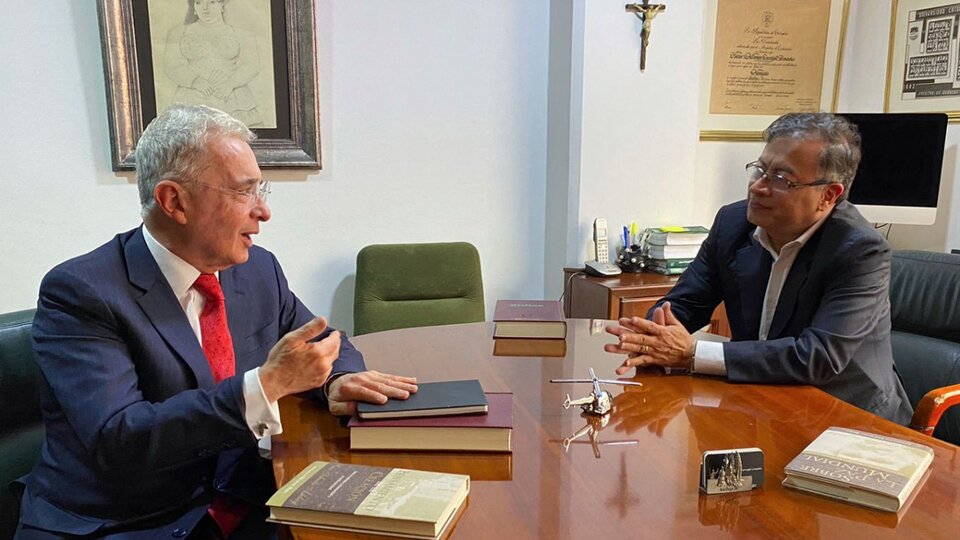 Colombia: Gustavo Petro se reunió con Álvaro Uribe | El encuentro es parte del “gran acuerdo nacional” que propone el futuro gobierno de izquierda