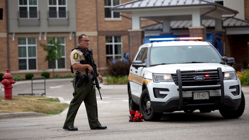 Another shooting on US Independence Day |  At least six people died and 24 were injured in the march near Chicago