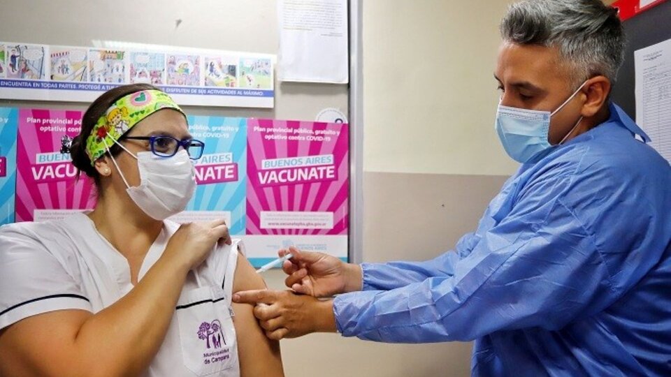 Quinta dosis: a quiénes están convocando en la Ciudad y en la provincia de Buenos Aires para vacunarse  | Vacuna contra el COVID