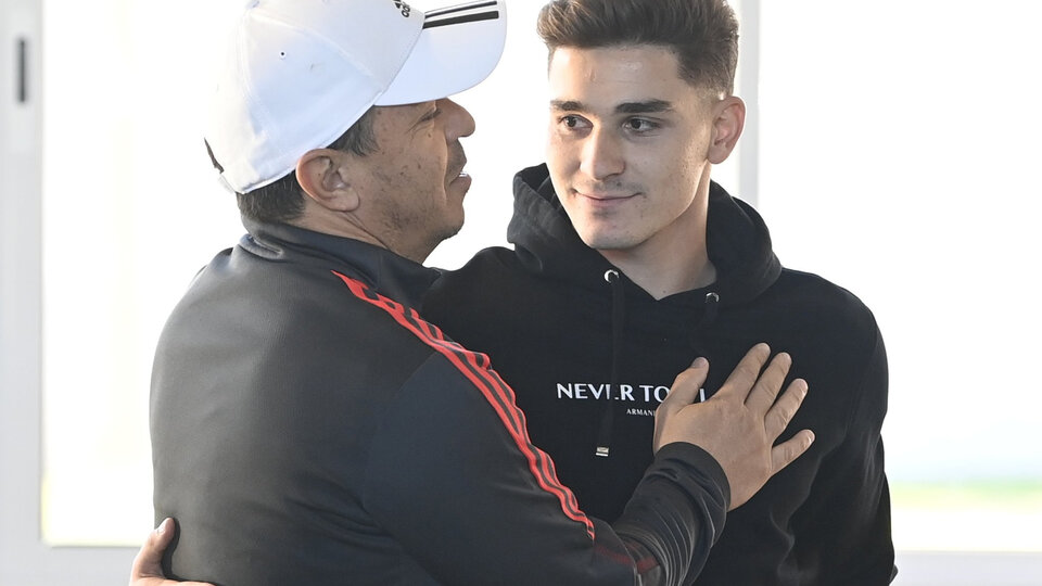 Julian Alvarez ha detto addio al River ed è partito per il Manchester City |  Presentato ufficialmente da Pep Guardiola FC