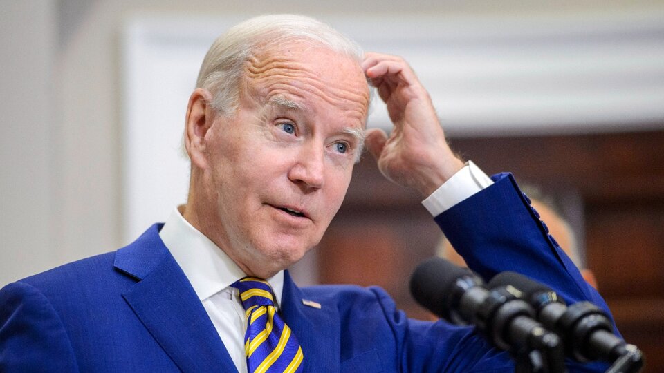 Estados Unidos: Joe Biden condona deudas de estudiantes universitarios | Los republicanos se oponen y los demócratas creen que no es suficiente