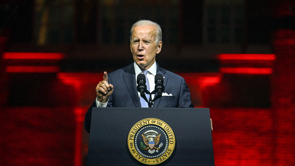 Joe Biden llamó a defender la democracia estadounidense frente a la amenaza de Donald Trump y sus seguidores | El presidente estadounidense habló en el horario de máxima audiencia desde la ciudad de Filadelfia