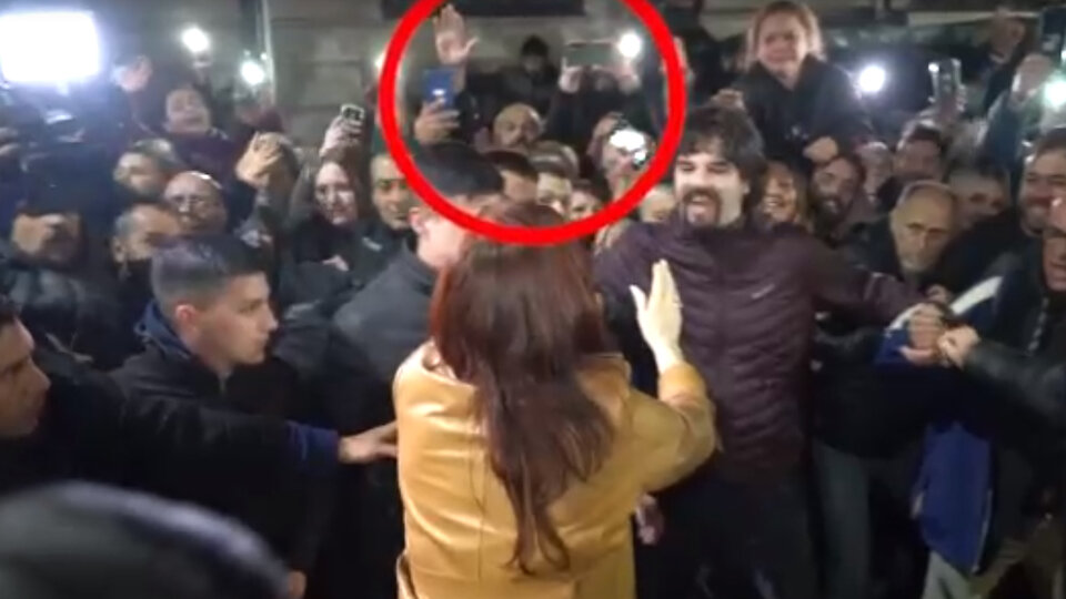 El video que muestra a Fernando Sabag Montiel frente a la casa de Cristina Kirchner días antes del atentado | Más pruebas de que realizó tareas de inteligencia