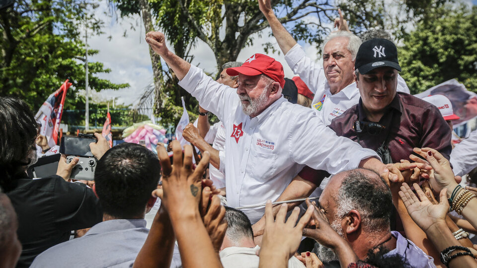 Brasile: gli ultimi comizi prima delle elezioni |  Mentre Lula percorre Avenida Paulista, Bolsonaro guiderà un convoglio di motociclette