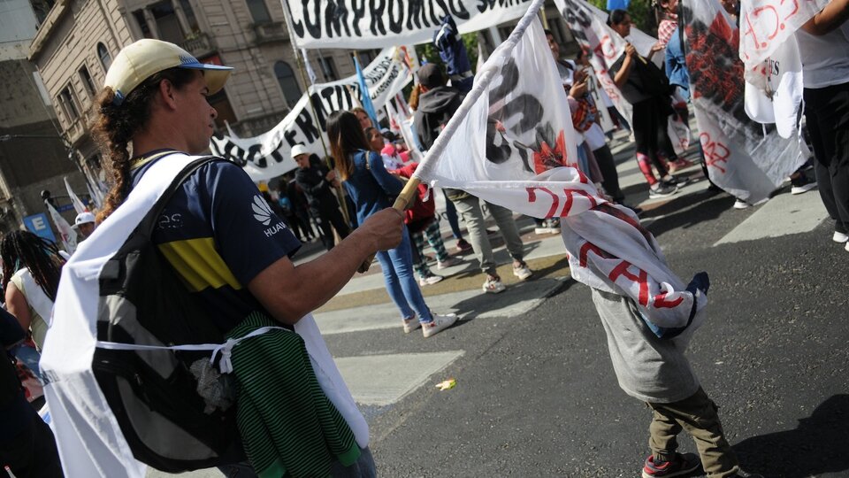 La UTEP reclamó actualizar la ley de Barrios Populares | Movilización al Congreso