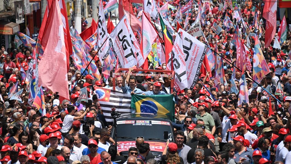 Sondaggi in Brasile: Lula, di nuovo favorita nei sondaggi |  Il candidato laburista ha un vantaggio di una decina di punti su Bolsonaro