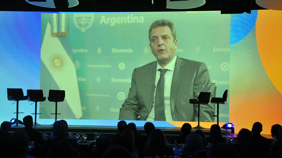 «La política y los empresarios tienen que ceder», el mensaje de Sergio Massa en el Coloquio de IDEA |  El ministro de Economía grabó un mensaje a los empresarios