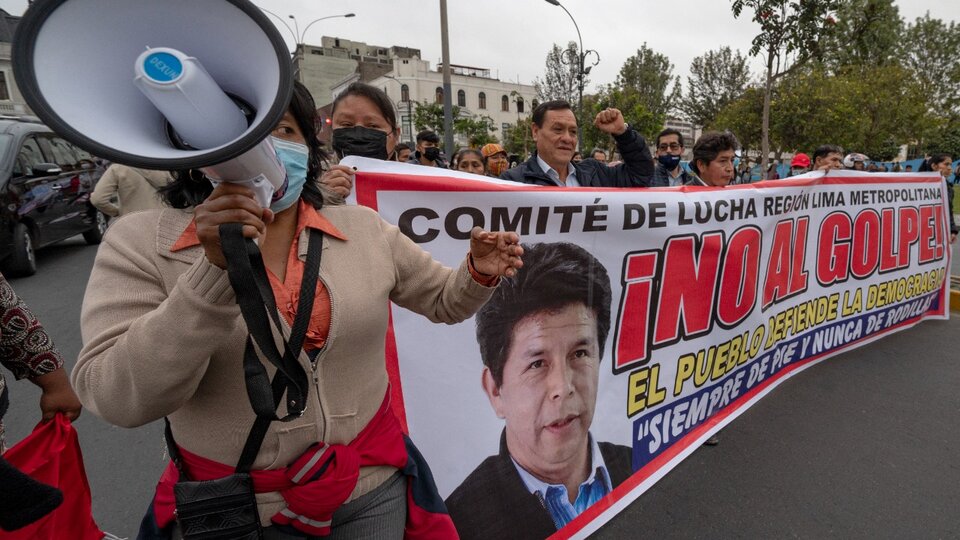 Peru: Castillo denounced a coup |  With flimsy evidence, they accuse him of leading an illicit association