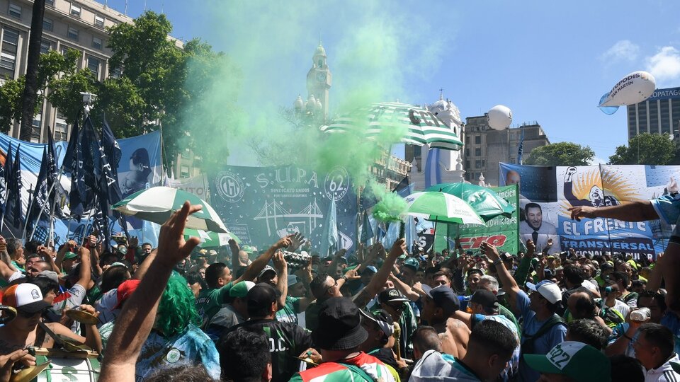 17 de octubre, Día de la Lealtad Peronista: qué dice el documento que se leyó en Plaza de Mayo | “Unidad nacional por la soberanía con justicia social”