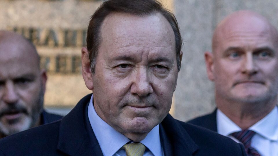 New York Jury Dismissed Sexual Assault Case Against Actor Kevin Spacey |  For 40 million dollars