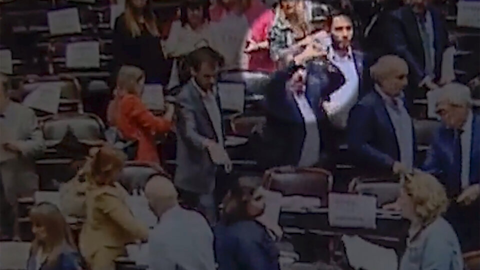 Diputados: El Frente de Todos pidió la expulsión de Ritondo por «violento» y «misogino» |  Tras el gesto obsceno en el recinto hacia Cecilia Moreau