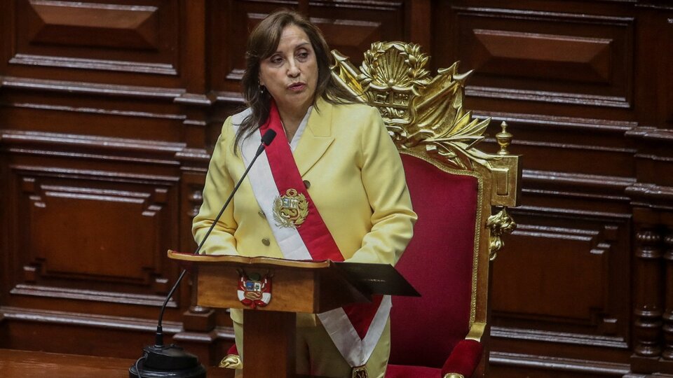Peru: Der Kongress stellt Pedro Castillo des Amtes enthoben und ernennt Tina Poluiarte |  Sie ist die erste weibliche Präsidentin des Landes