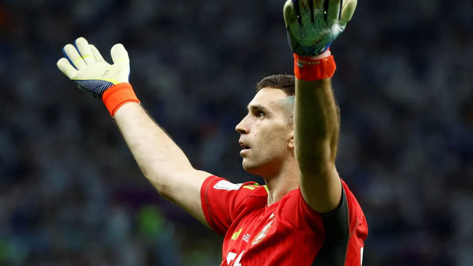 Dibu Martinez, el arquero que se adueñó del arco de la Selección Un repaso por la carrera y